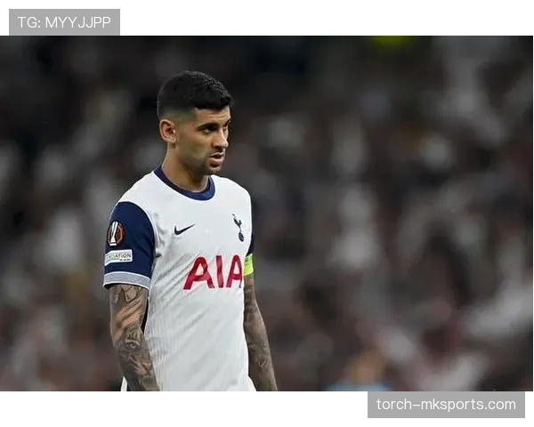 罗梅罗本赛季防守表现与稳定输出解析 罗梅罗本赛季防守表现与稳定输出解析