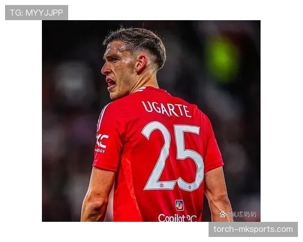 曼联进攻组织混乱问题持续显现，影响球队近期比赛走势